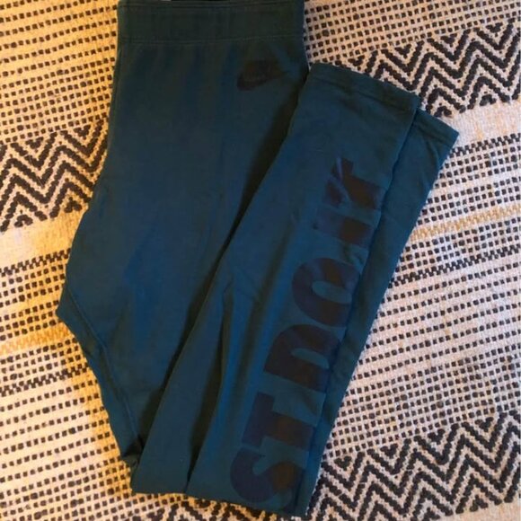 M Nike Ankle-Length Leggings, Greenish-Blue - Picture 3 of 3